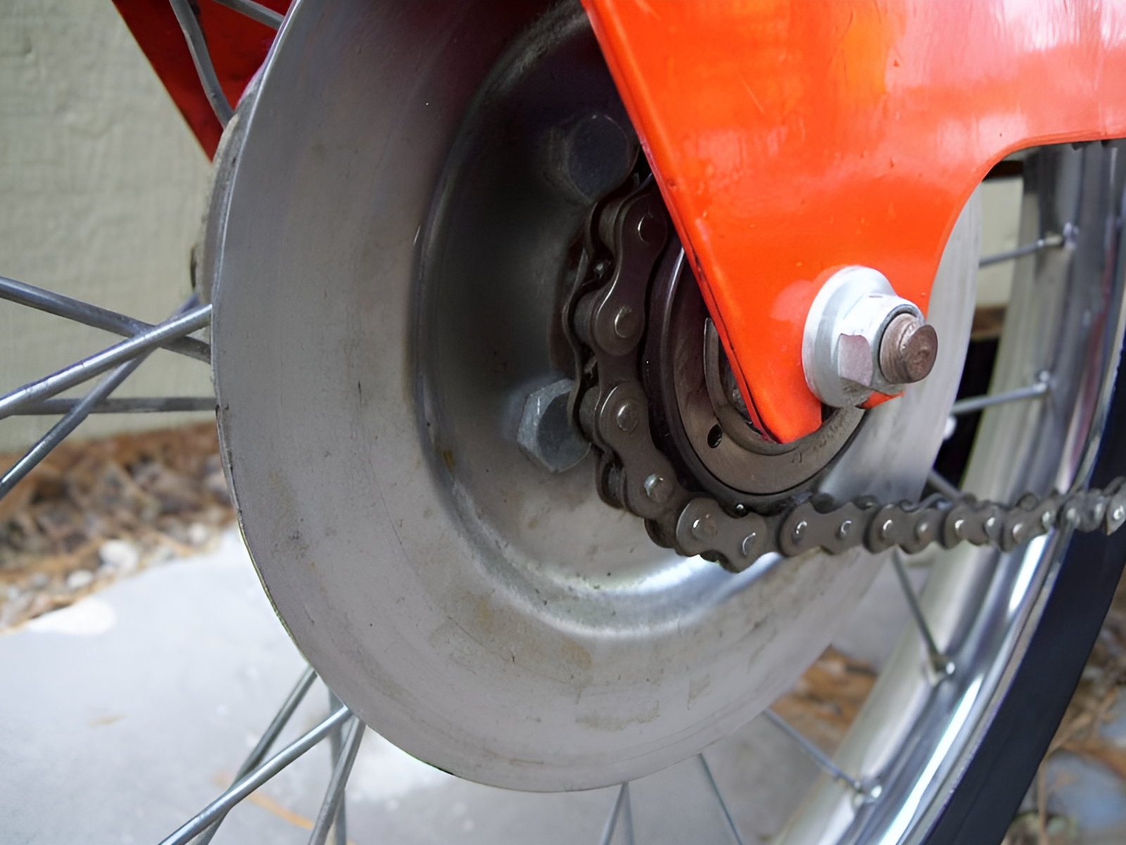 The 1973 Velosolex 6000: A Revolutionary Departure in Moped Design ...
